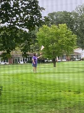 7: womensGolf-2
