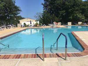 29: swimmingPool